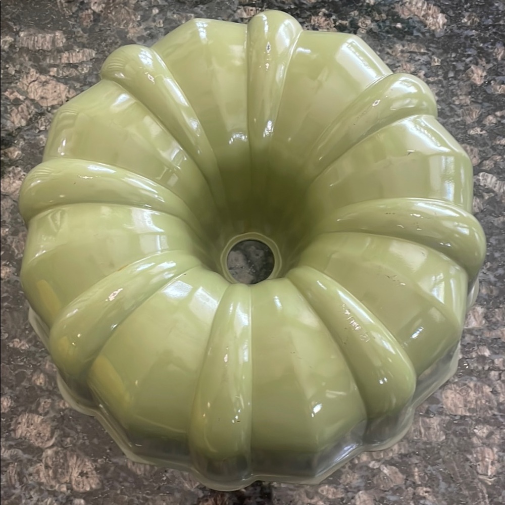Green Bundt Cake Pan